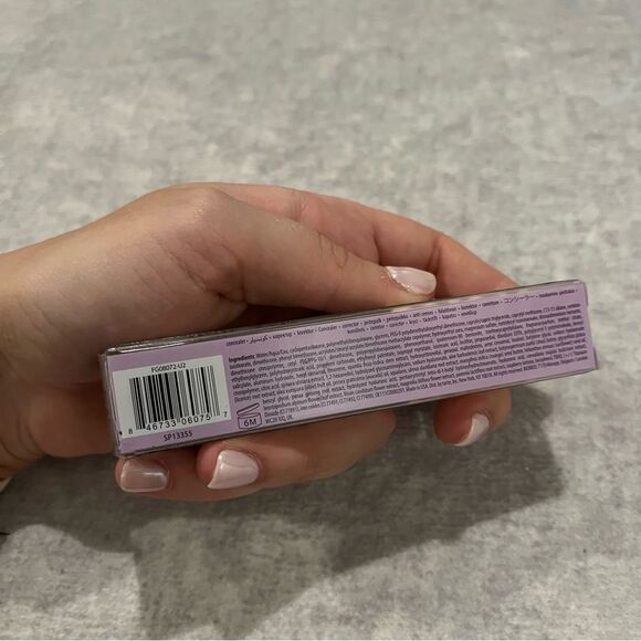 Tarte Ultra Creamy Shape Tape Concealer - 60H Mahogany Honey - Picture 5 of 5